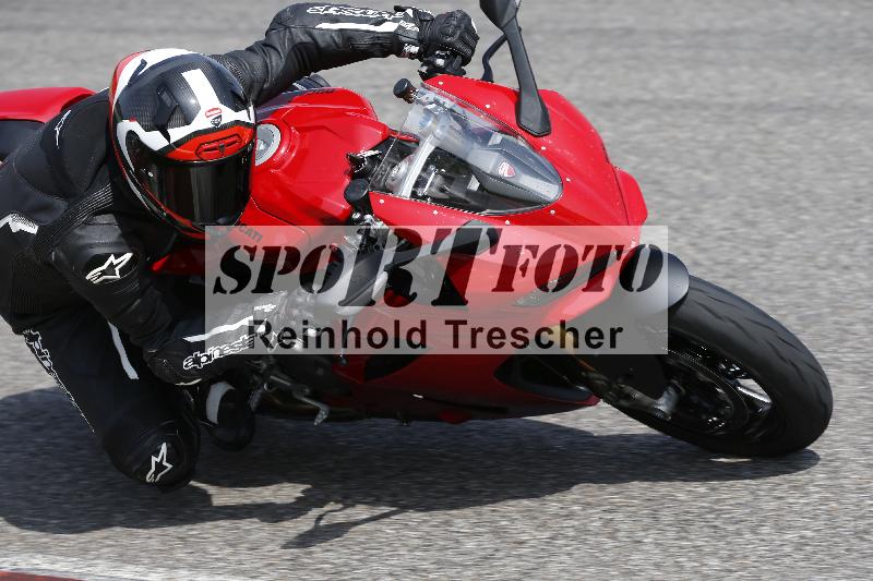 /27 12.06.2025 Ducati Schweiz Trackday Warmup  ADR/gruen-vert/ohne